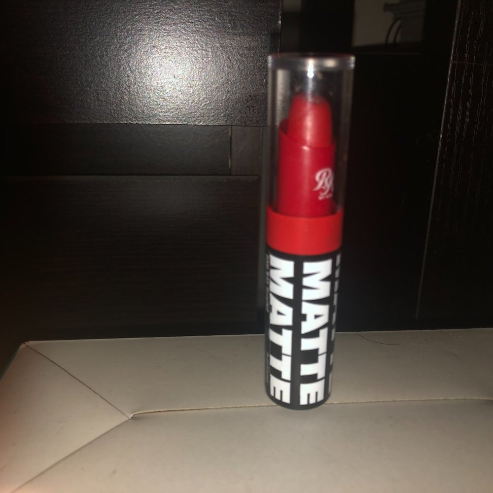 Ruby Kisses (RK) Matte Lipstick - Picture 3 of 3